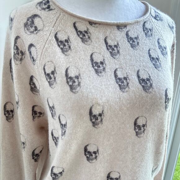 Skull Cashmere Sweater Small Pink Beige Skull Graphic 100% Cashmere Pullover - Picture 5 of 9